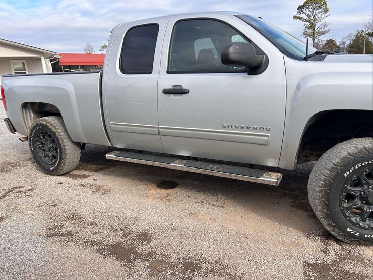 2012-chevrolet-silverado-1500-image-10