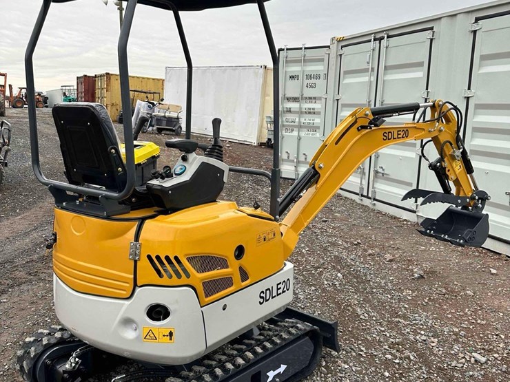 unused-sdle20-mini-excavator-image-9