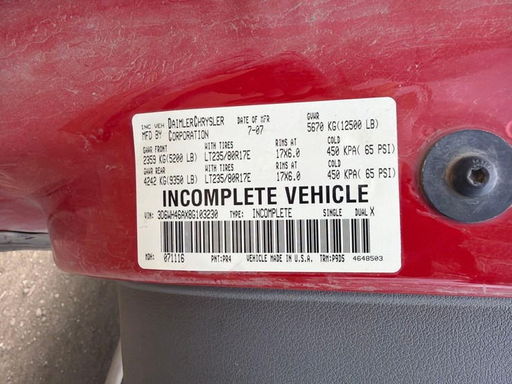 2008-dodge-3500-image-38