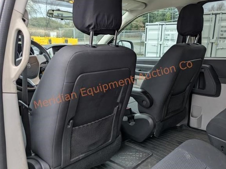 2010-dodge-caravan-se-image-22