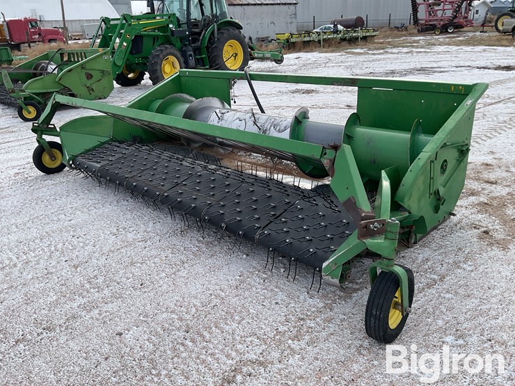 john-deere-212-image-1