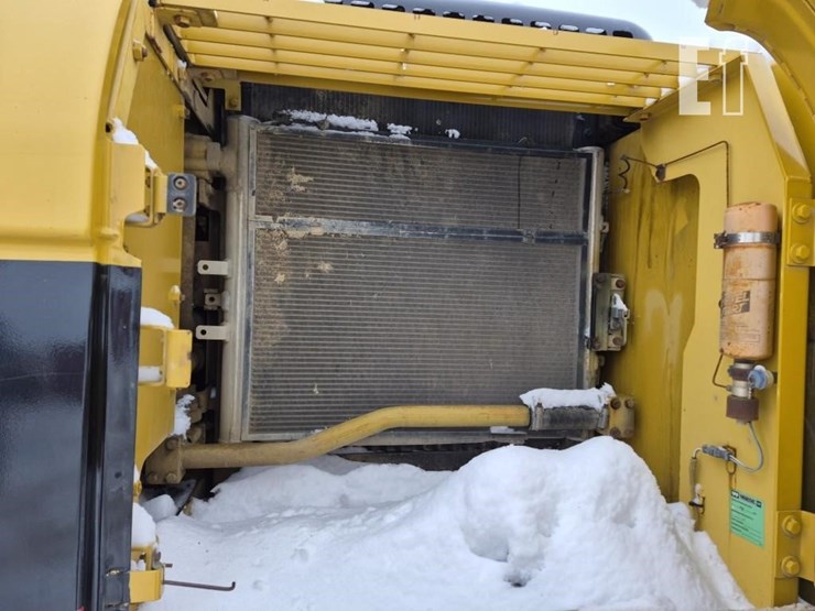 caterpillar-322c-image-11