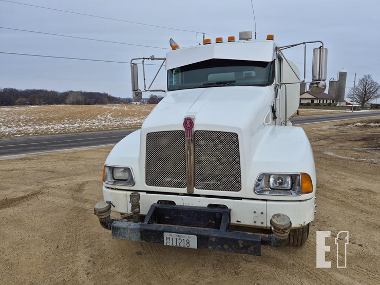 kenworth-t330-image-4