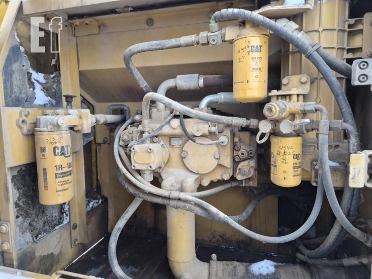 caterpillar-322c-image-9