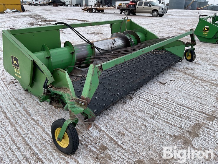 john-deere-212-image-3