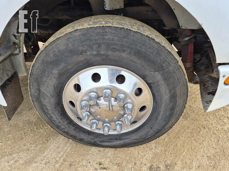 kenworth-t330-image-8