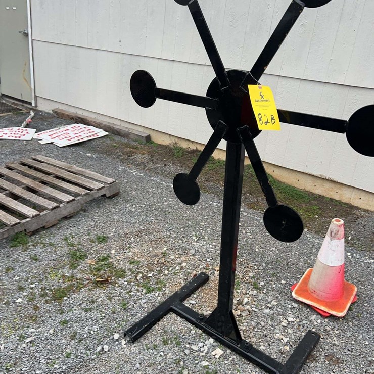 UNUSED METAL FIXED SHOOTING TARGET