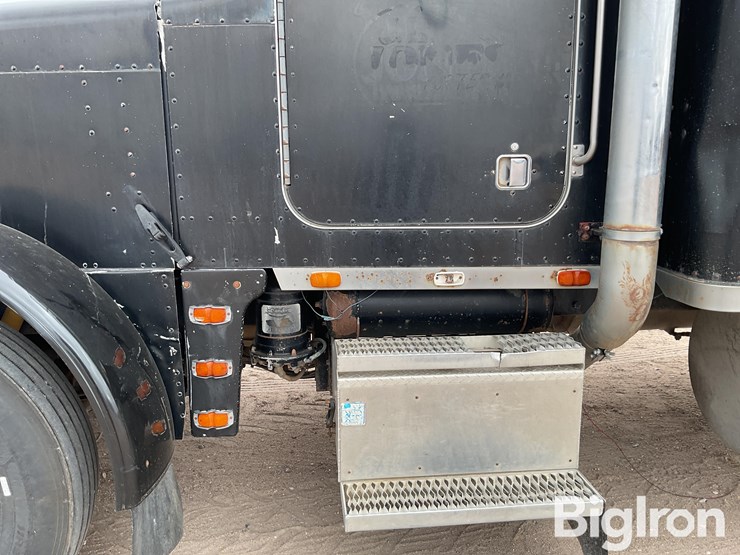 peterbilt-379-image-14