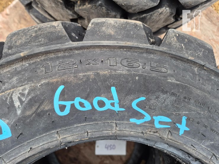 12x16.5-tires-image-4