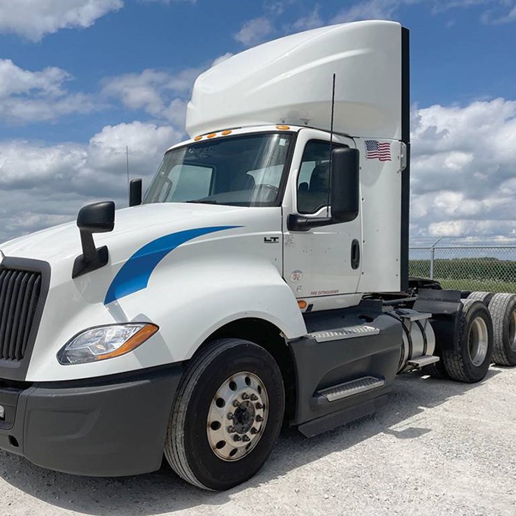 2020 INTERNATIONAL LT