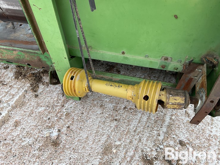 john-deere-212-image-17