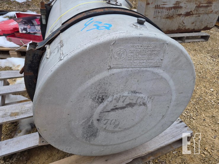 diesel-side-mount-tank-image-2