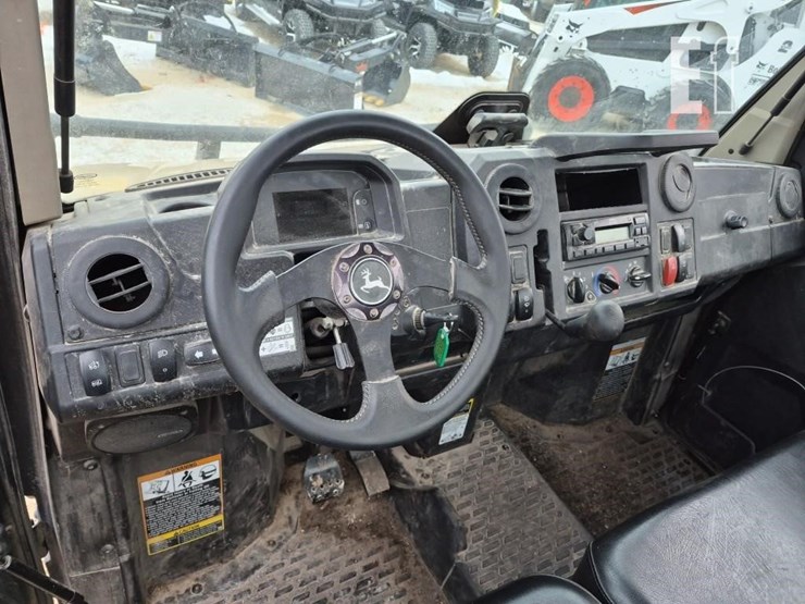 john-deere-gator-xuv-835m-image-10