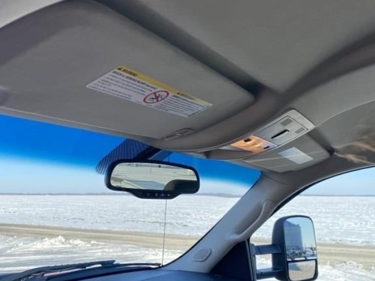 2013-gmc-2500-image-12