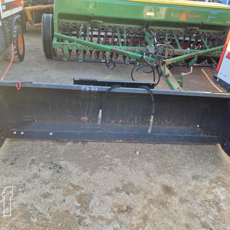 BOBCAT 96 INCH SNOW BLADE