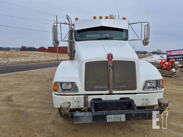 kenworth-t330-image-5