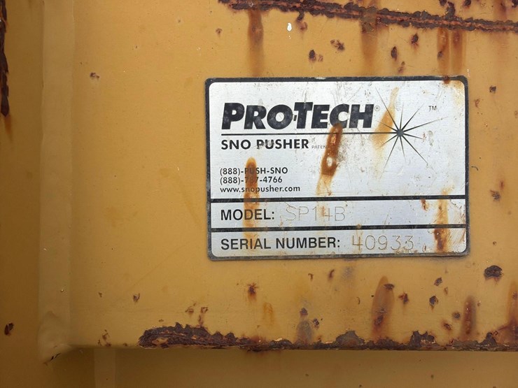protech-sp14b-snow-pusher-image-3