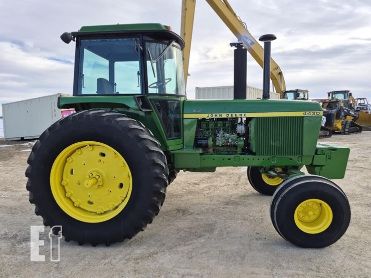 john-deere-4430-image-7