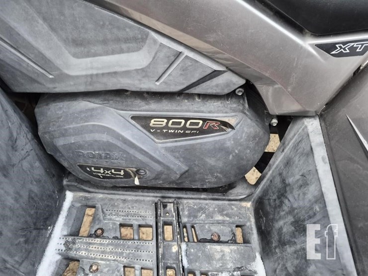 can-am-outlander-800-r-image-9