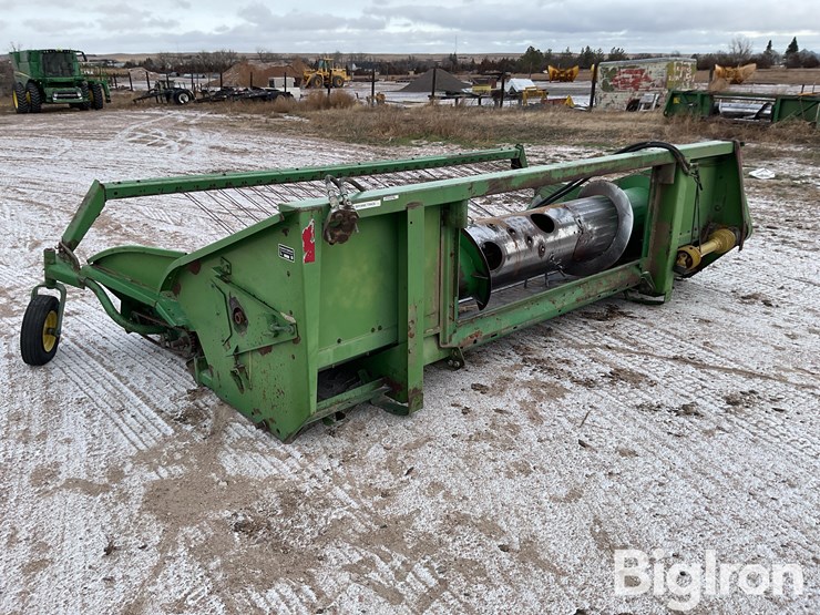 john-deere-212-image-7