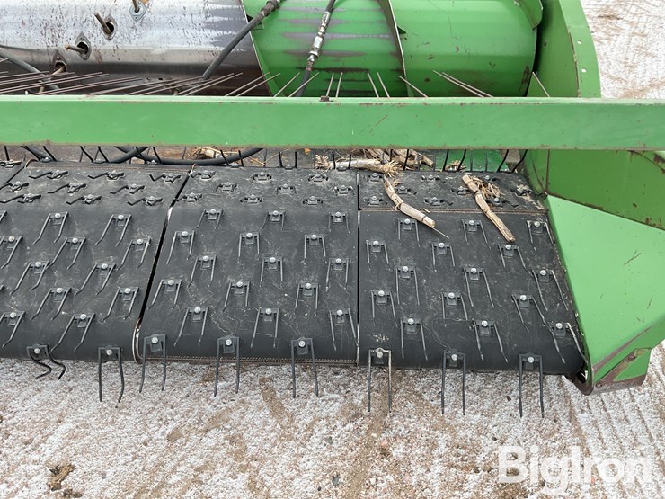 john-deere-212-image-10