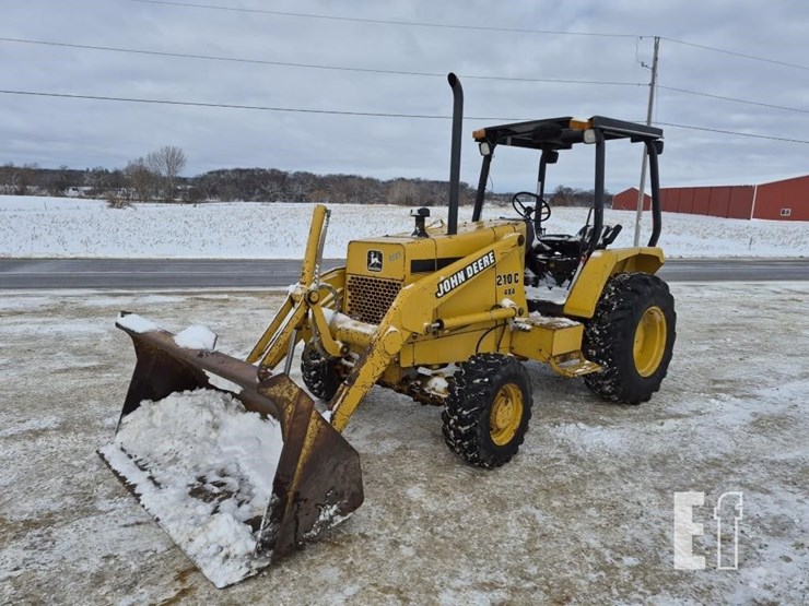 deere-210c-image-1