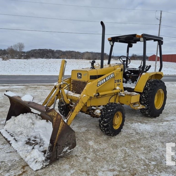 DEERE 210C