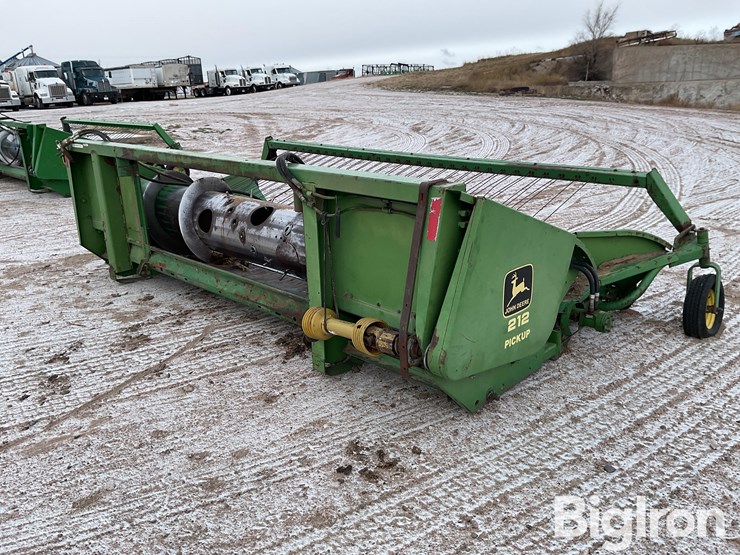 john-deere-212-image-5