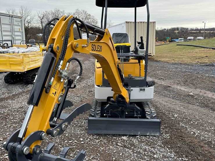 unused-sdle20-mini-excavator-image-2