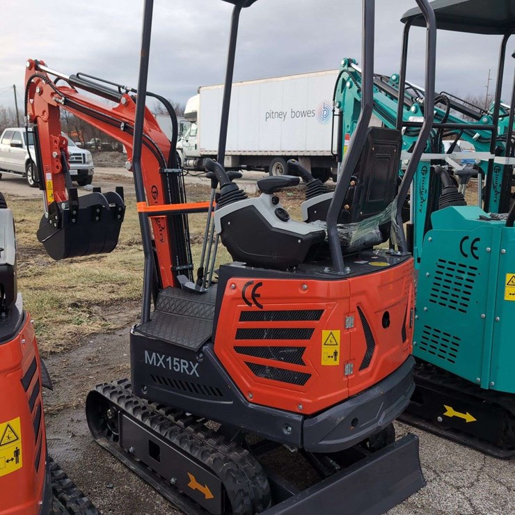 CFG Industrial Mini Excavator - MX15RX - RED