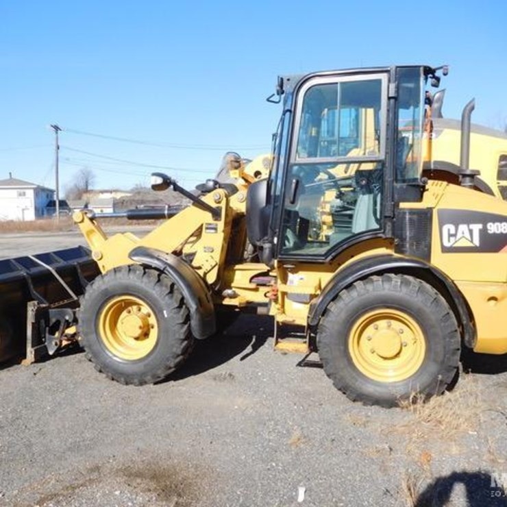 2022 CATERPILLAR 908M