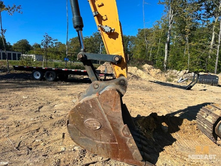 2019-hyundai-hx160l-image-11