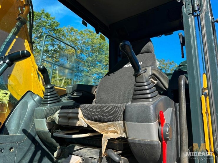 2019-hyundai-hx160l-image-32