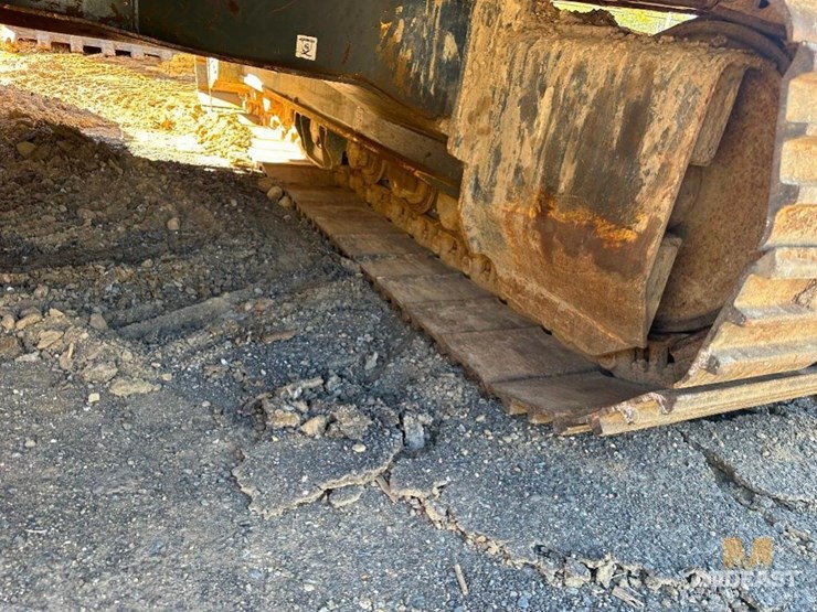 2019-hyundai-hx160l-image-15