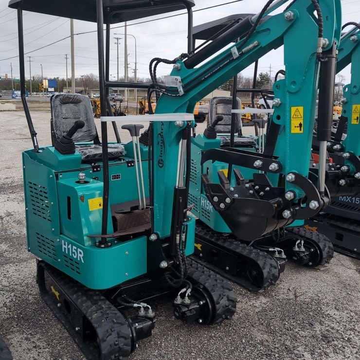 CFG Industrial Mini Excavator - H15R - GREEN