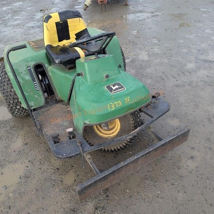JOHN DEERE 1200