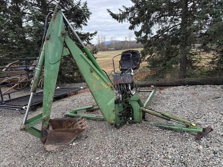 john-deere-10-image-1