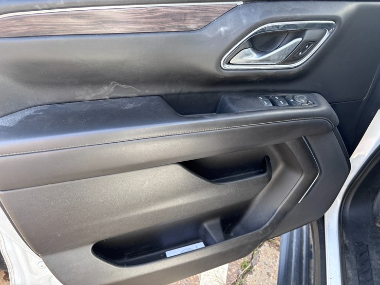 chevrolet-tahoe-image-8