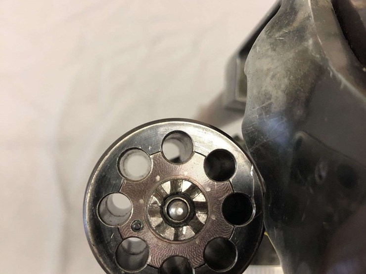 fabico-model-6-.22-revolver-image-6