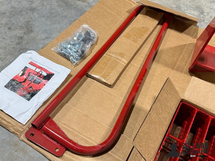 aftermarket-international-er-x19121-left-hand-step-kit-w/-handrail-image-9