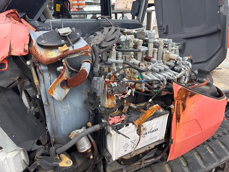 #105-•-2020-kubota-excavator-image-8