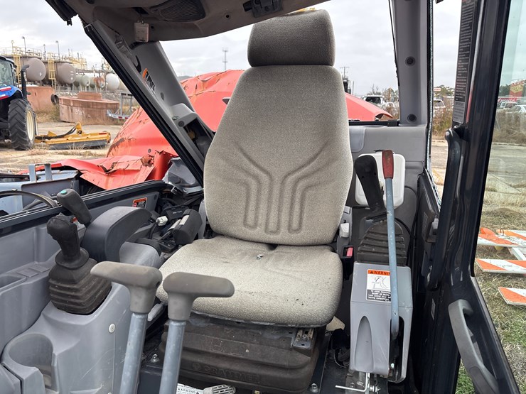 #105-•-2020-kubota-excavator-image-9