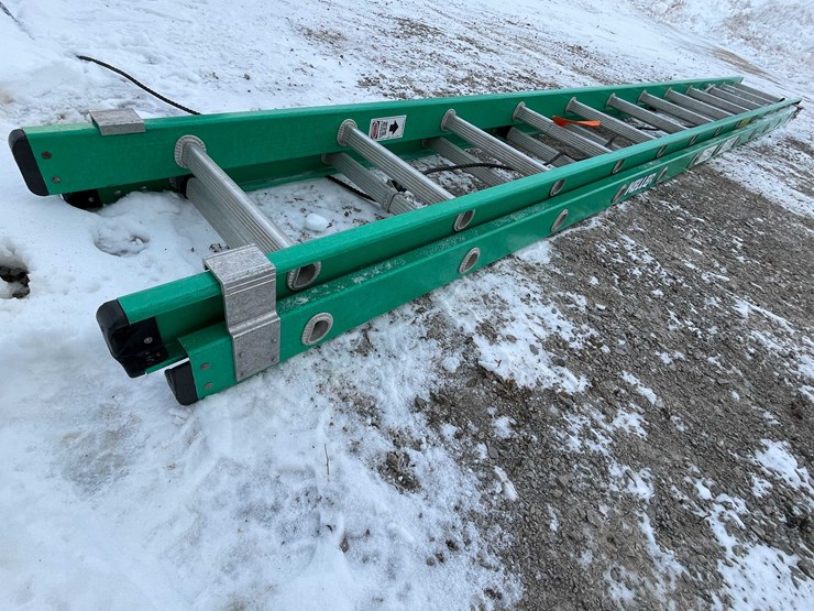 #7384-•-keller-fiberglass-extension-ladder-image-2