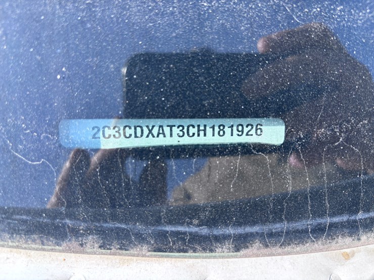 #25-•-2012-dodge-charger-image-13