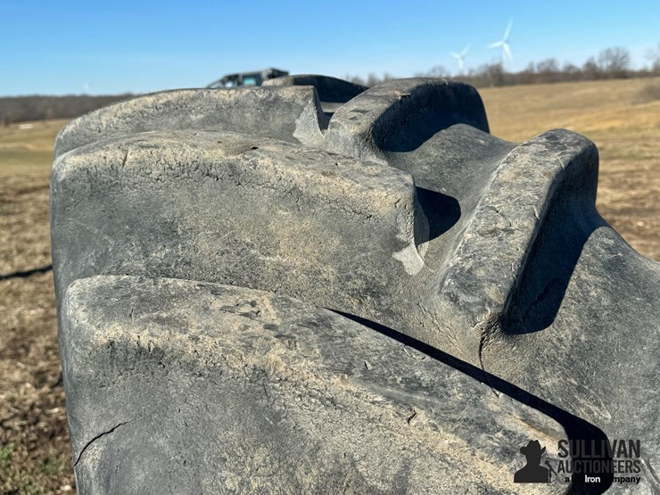 goodyear-600/65r28-tractor-tires-(bid-per-unit)-image-13