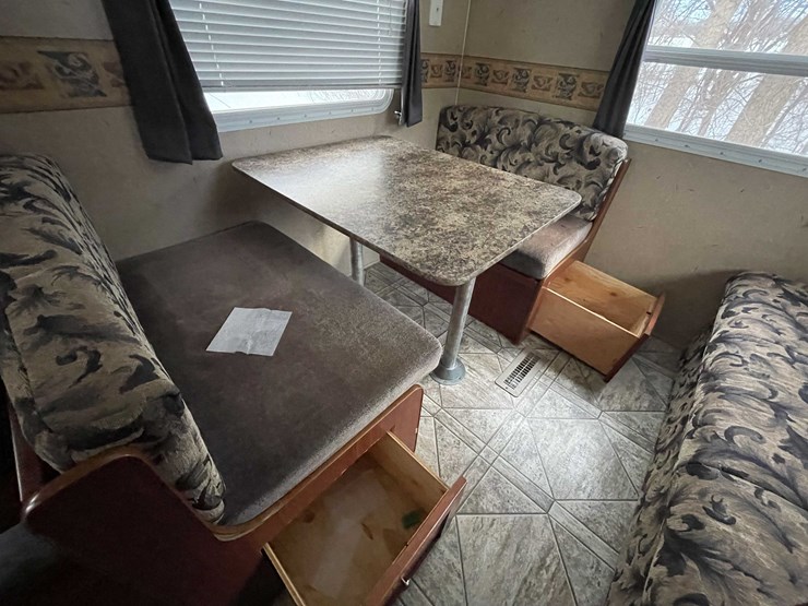 #7368-•-zinger-camper-trailer-(no-title)-image-26