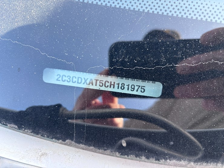 #3-•-2012-dodge-charger-image-15