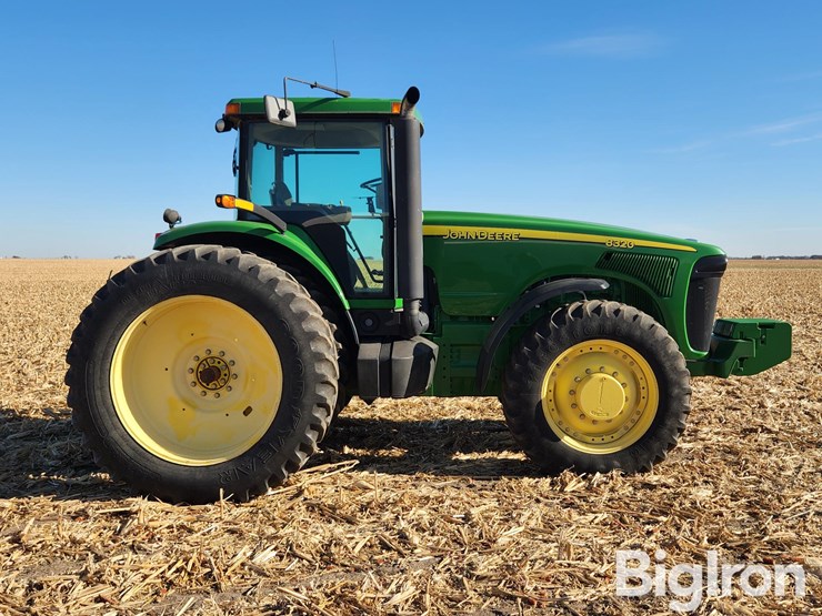 john-deere-8320-image-4