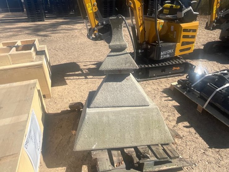 #30541-•-concrete-water-fountain-image-2