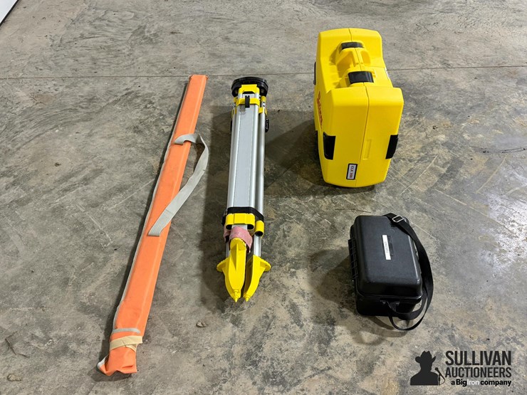2022-leica-rugby-clh-clx300-rotating-laser-level-kit-w/-support-equipment-image-4
